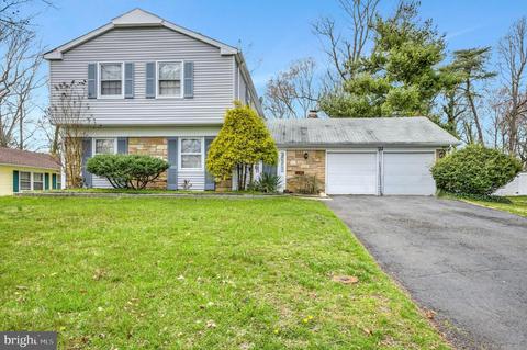 21 Tiffany Ln, Willingboro, NJ 08046