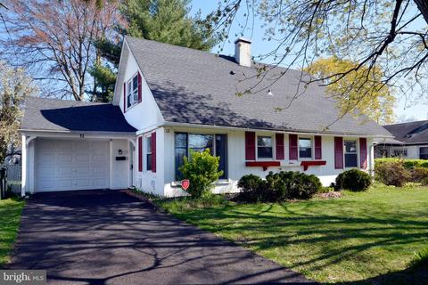 12 Placid Ln, Willingboro, NJ 08046