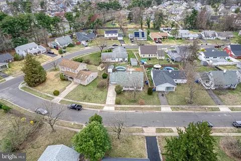 9 Beechfern Ln, Willingboro, NJ 08046