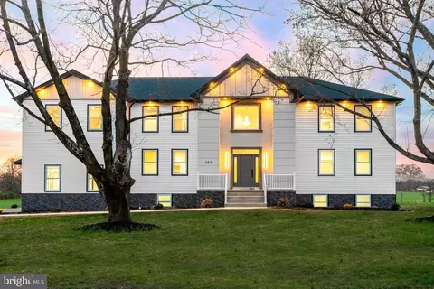 162 Jacobstown Arneytown Rd, Wrightstown, NJ 08562