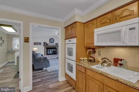 16 Beth Dr, Moorestown, NJ 08057 photo 26