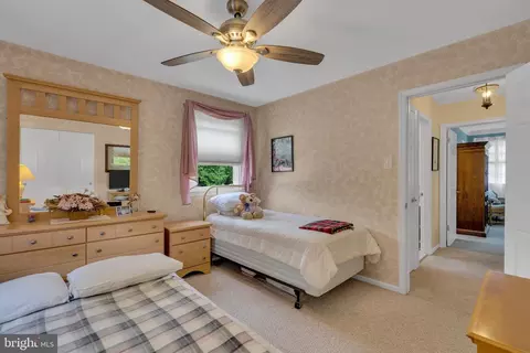 16 Beth Dr, Moorestown, NJ 08057 photo 41