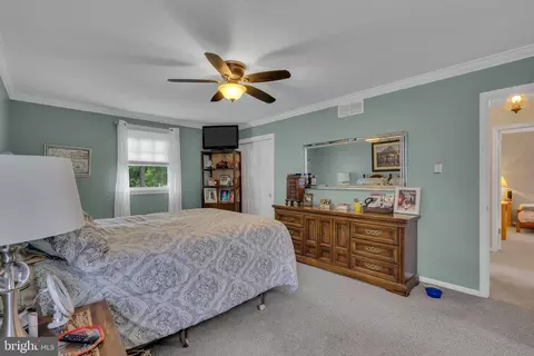 16 Beth Dr, Moorestown, NJ 08057 photo 46