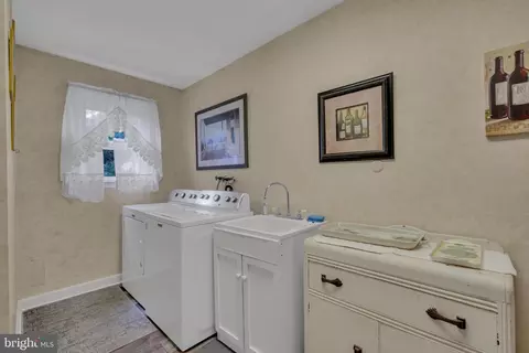 16 Beth Dr, Moorestown, NJ 08057 photo 28