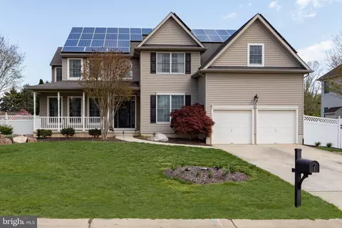 1 Stoneybrook Ct, Columbus, NJ 08022
