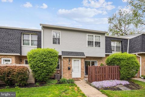 3056 Harbour Dr, Palmyra, NJ 08065