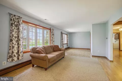 6 Croshaw Rd, Wrightstown, NJ 08562 photo 6