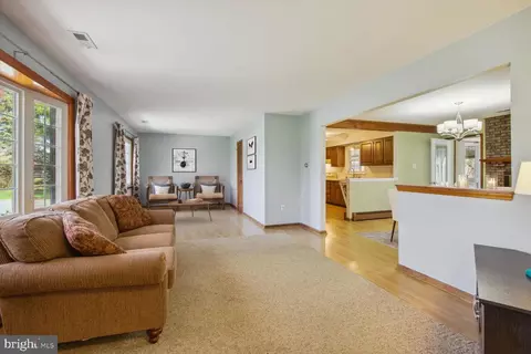 6 Croshaw Rd, Wrightstown, NJ 08562 photo 5