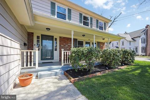 106 E Burgess Rd, Marlton, NJ 08053
