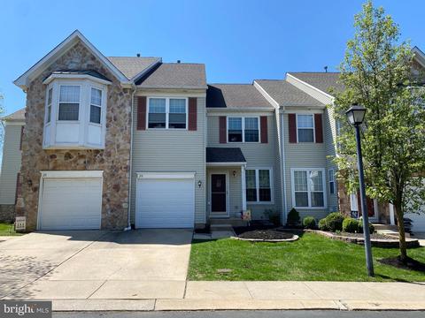 26 Barclay Ct, Bordentown, NJ 08505
