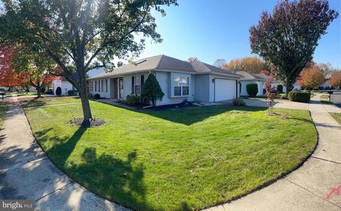 41 Chestnut Hill Ln, Columbus, NJ 08022