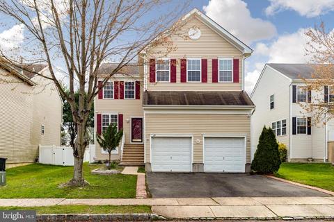 22 Birmingham Dr, Columbus, NJ 08022