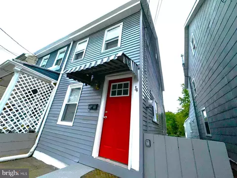 34 W Monroe St, Mount Holly, NJ 08060
