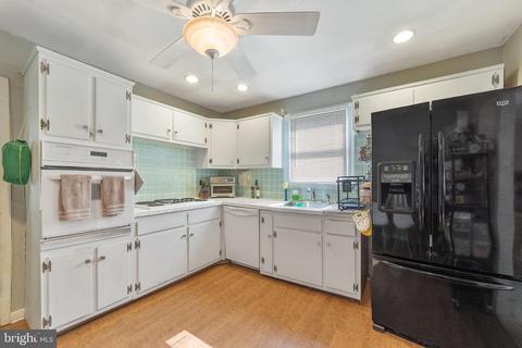 52 5th Ave, Maple Shade, NJ 08052 photo 8