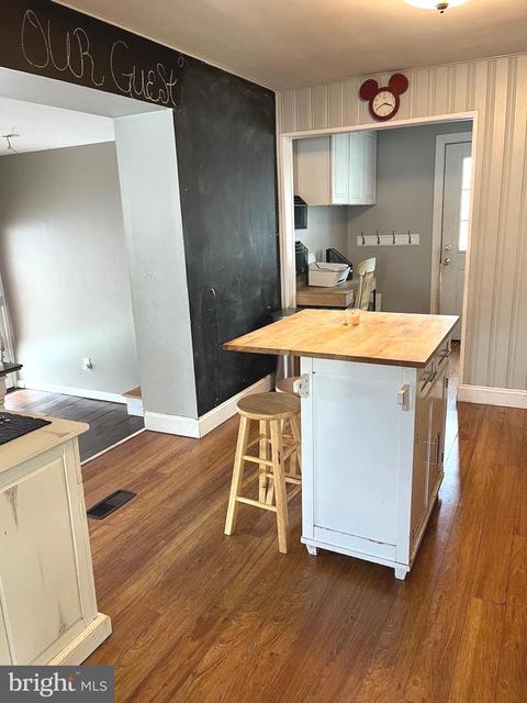 641 Monroe St, Riverside, NJ 08075 photo 4