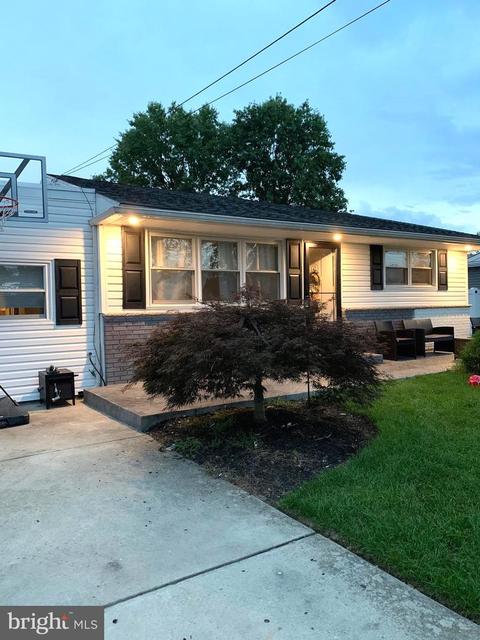 641 Monroe St, Riverside, NJ 08075