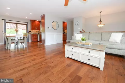 40 Red Leaf Rd, Moorestown, NJ 08057 photo 5