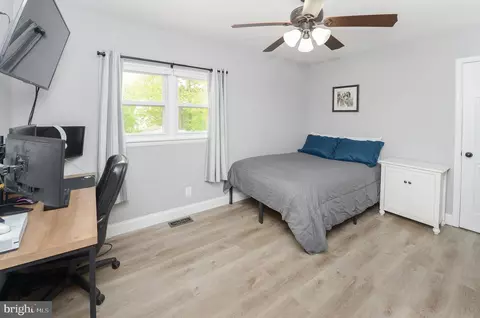 40 Red Leaf Rd, Moorestown, NJ 08057 photo 17