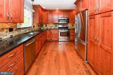 40 Red Leaf Rd, Moorestown, NJ 08057 photo 9