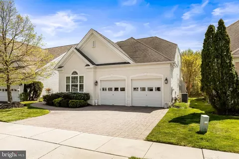 13 Clancy Ct, Marlton, NJ 08053 photo 2