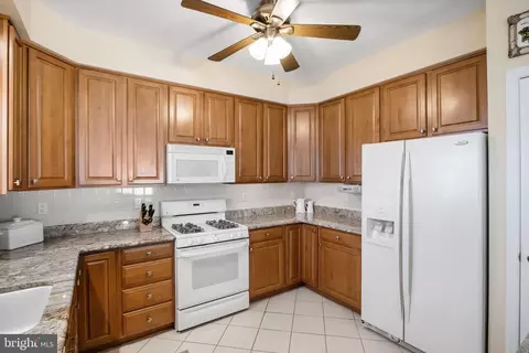 13 Clancy Ct, Marlton, NJ 08053 photo 18