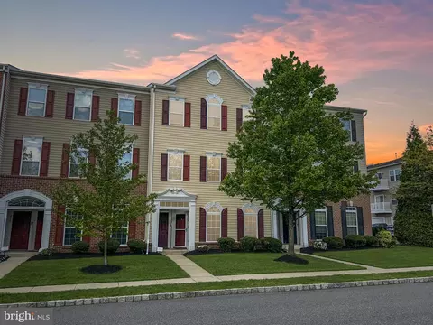 214 Alex Way, Cinnaminson, NJ 08077