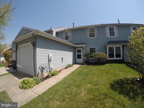 34 Country Ln, Westampton, NJ 08060