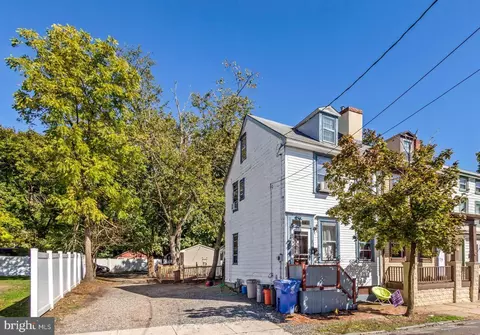 47 Mount Holly Ave, Mount Holly, NJ 08060