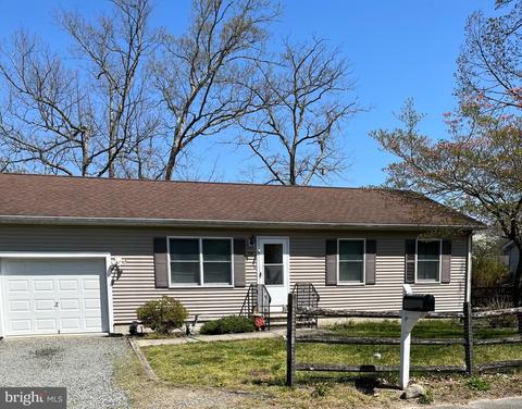 352 Dogwood St, Browns Mills, NJ 08015