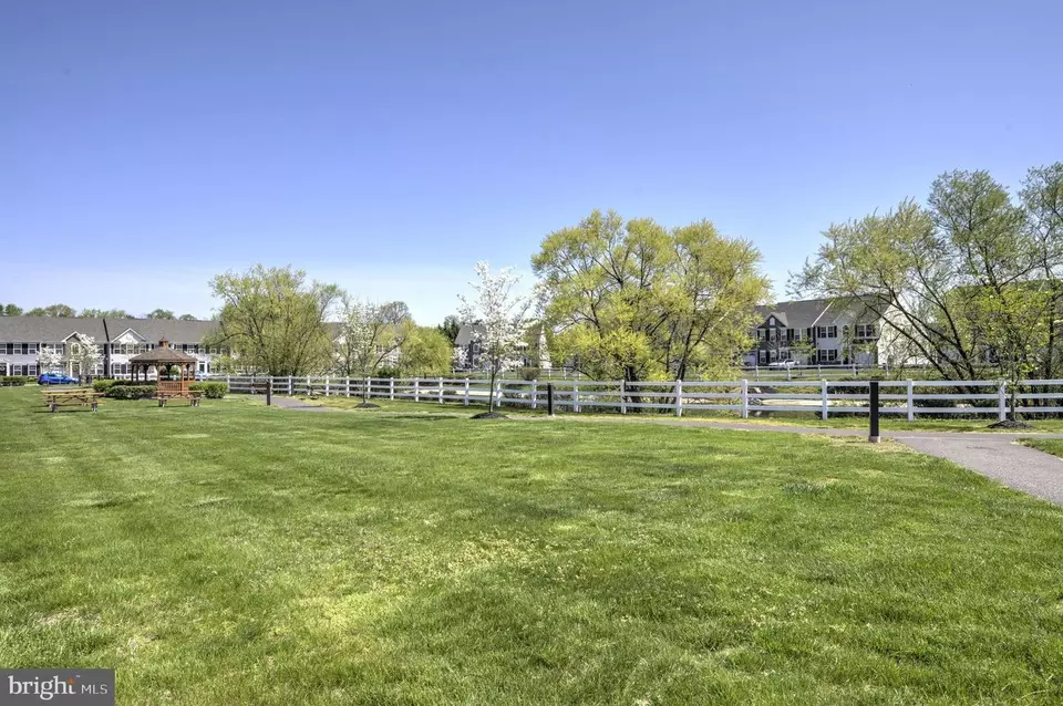  14 Heals Farm Rd, Burlington, NJ 08016 photo 3