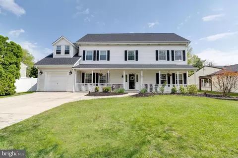 12 Pelham Rd, Marlton, NJ 08053
