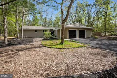31 Tallowood Dr, Medford, NJ 08055