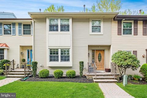 20 Wentwood Ct, Medford, NJ 08055