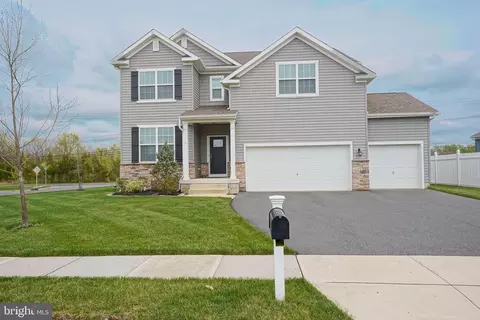 1 Stamford Bridge Ct, Marlton, NJ 08053