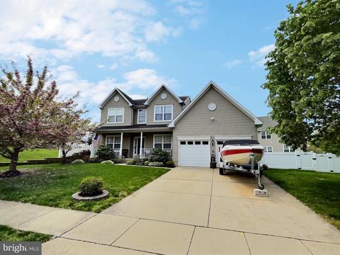 2 Buttonwood Dr, Bordentown, NJ 08505