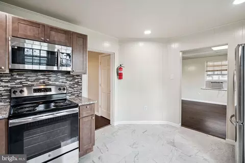 231 W Mill Rd, Maple Shade, NJ 08052 photo 20