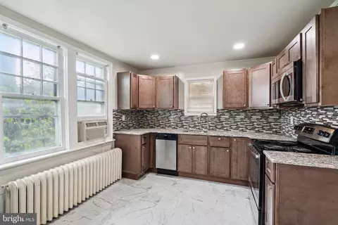 231 W Mill Rd, Maple Shade, NJ 08052 photo 21