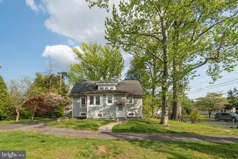 231 W Mill Rd, Maple Shade, NJ 08052 photo 8