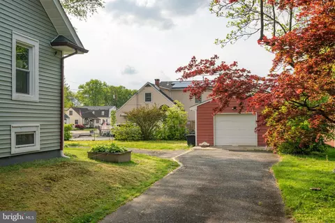 231 W Mill Rd, Maple Shade, NJ 08052 photo 10