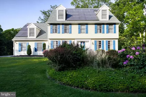 829 Mckendimen Rd, Shamong, NJ 08088
