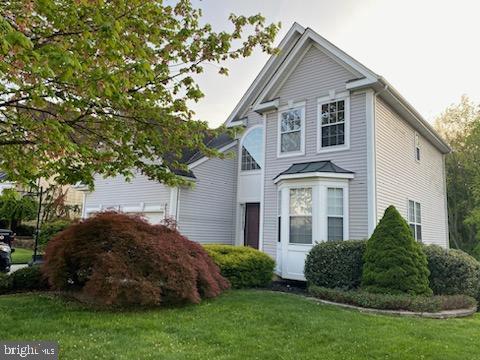 61 Stoneham Dr, Delran, NJ 08075