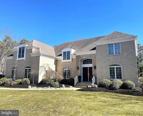 3 Manor Ln, Medford, NJ 08055