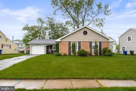 49 Peartree Ln, Willingboro, NJ 08046