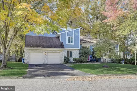 111 Bentley Dr, Mount Laurel, NJ 08054