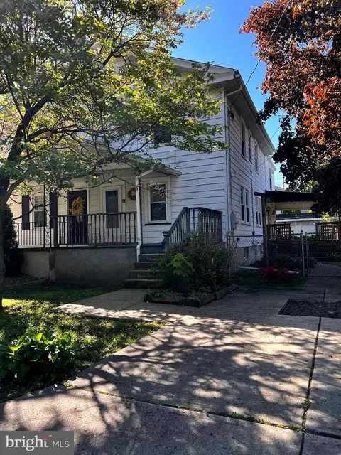 9 Elmer Ave, Burlington, NJ 08016