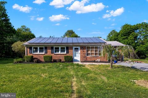 14 N Pemberton Rd, Pemberton, NJ 08068