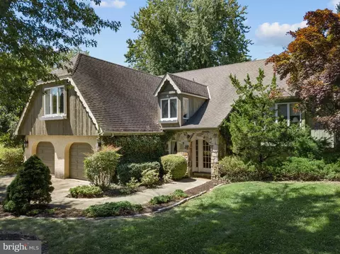 331 Tom Brown Rd, Moorestown, NJ 08057
