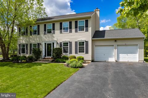 18 Windsor Ln, Trenton, NJ 08620