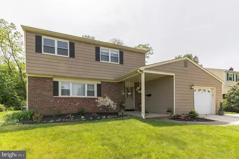 138 Jacqueline Ave, Delran, NJ 08075