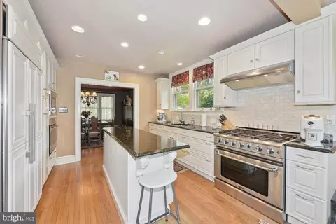 30 E Oak Ave, Moorestown, NJ 08057 photo 12